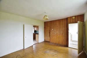 Photo 11- click for photo gallery